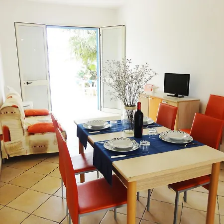 Апартаменты Torre San Giovanni Торре-Сан-Джованни-Удженто